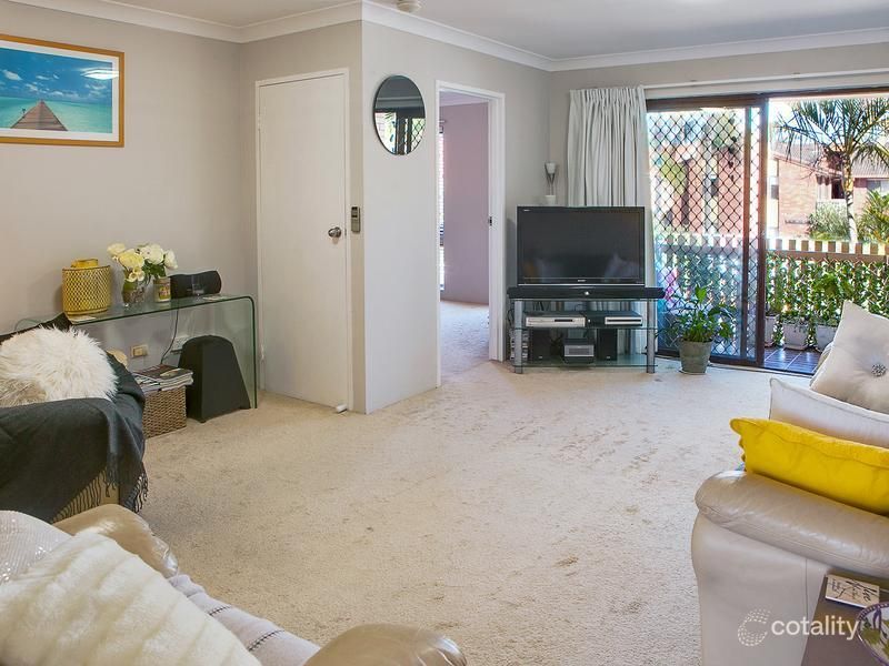 4/30 Duet Dr, Mermaid Waters, QLD 4218