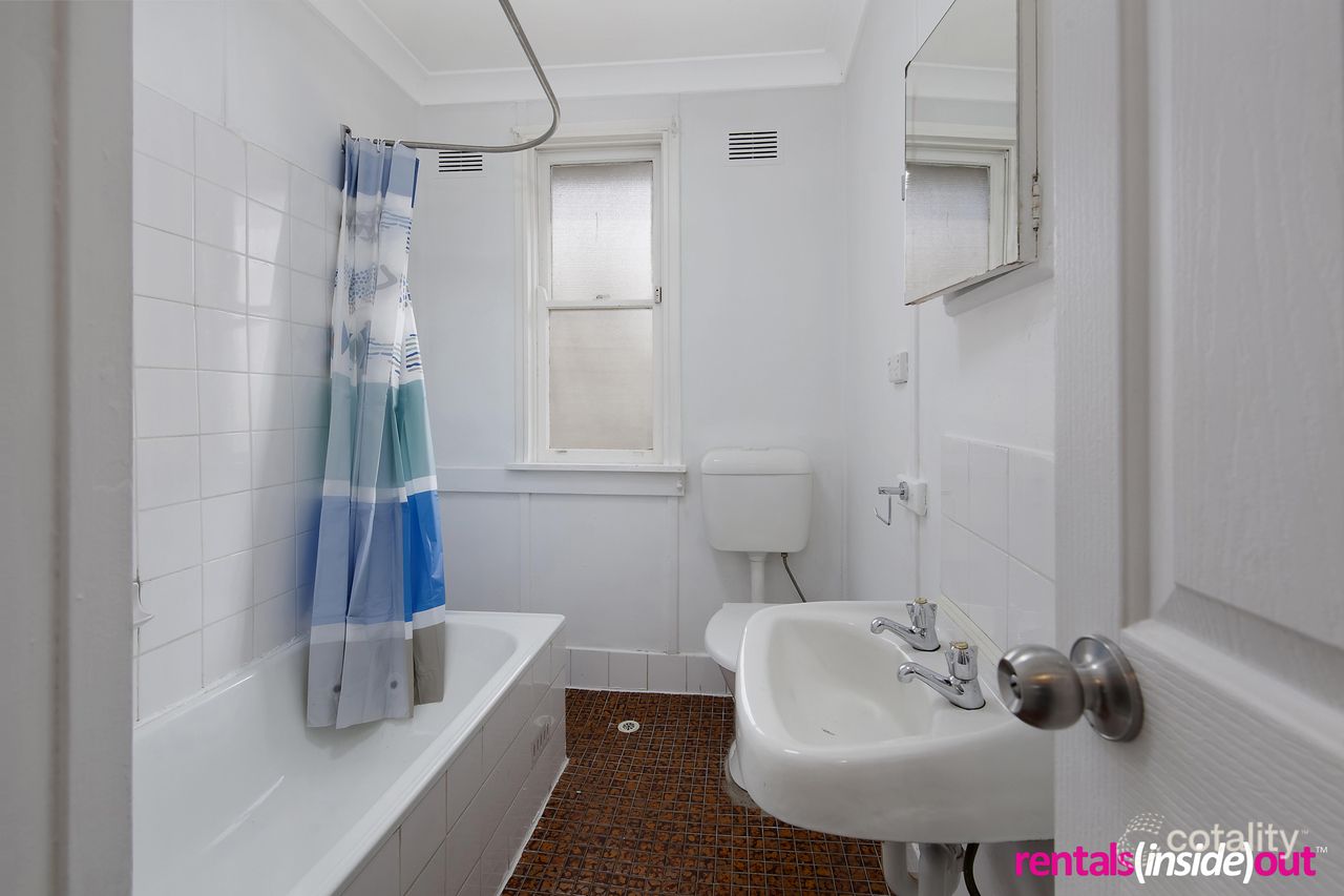 2 Awatea Pl, Lethbridge Park, NSW 2770