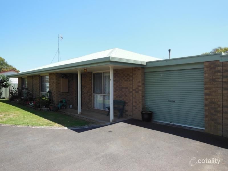 3/90 Curdie St, Cobden, VIC 3266