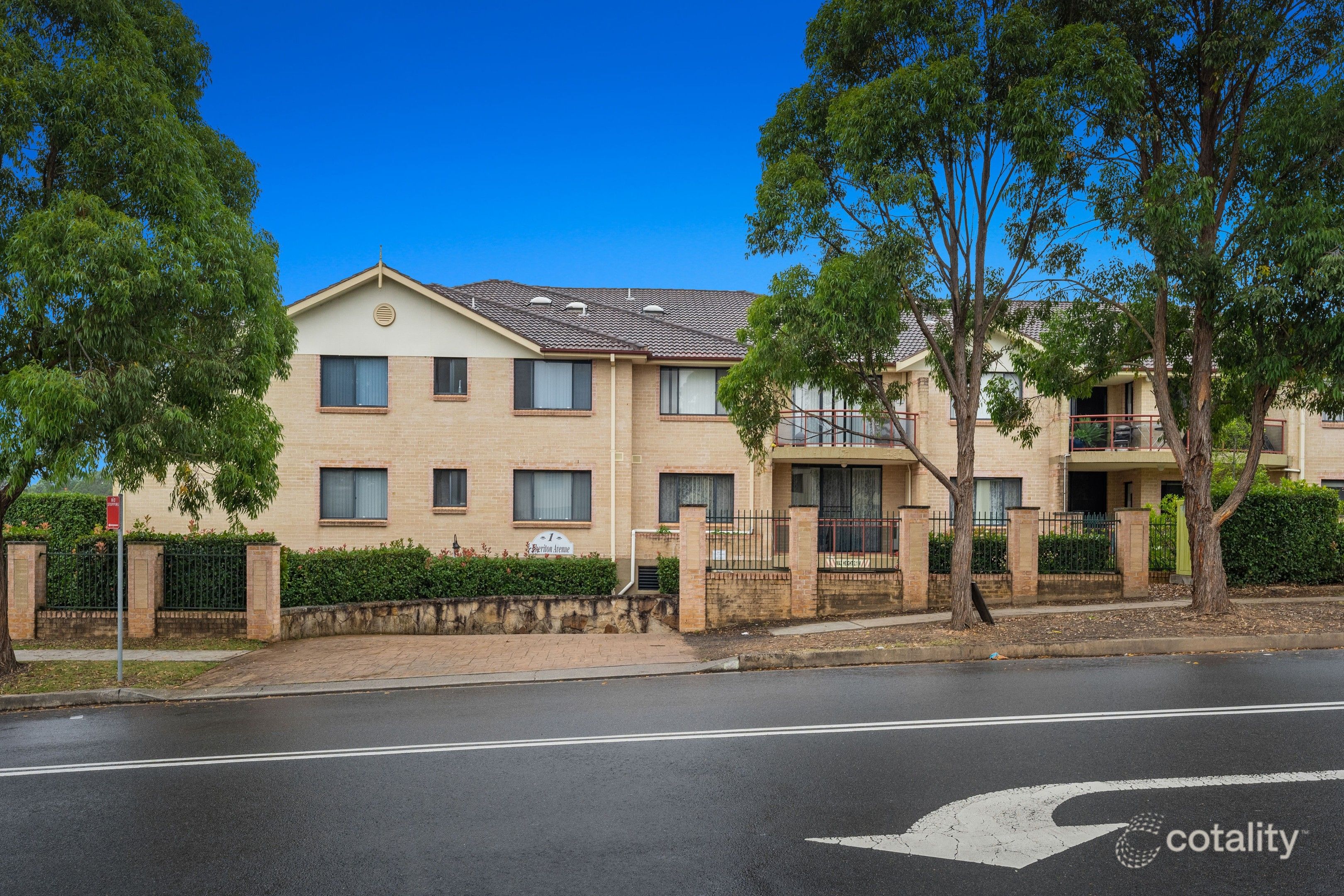21/1 Cheriton Ave, Castle Hill, NSW 2154
