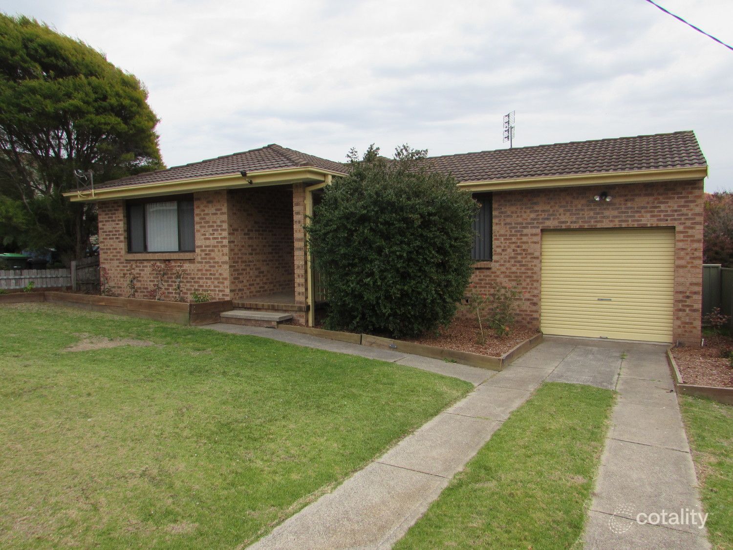 34 Tatiara St, Dalmeny, NSW 2546