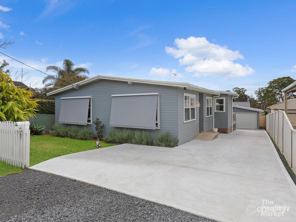2 Greenway Ave, Mannering Park, NSW 2259