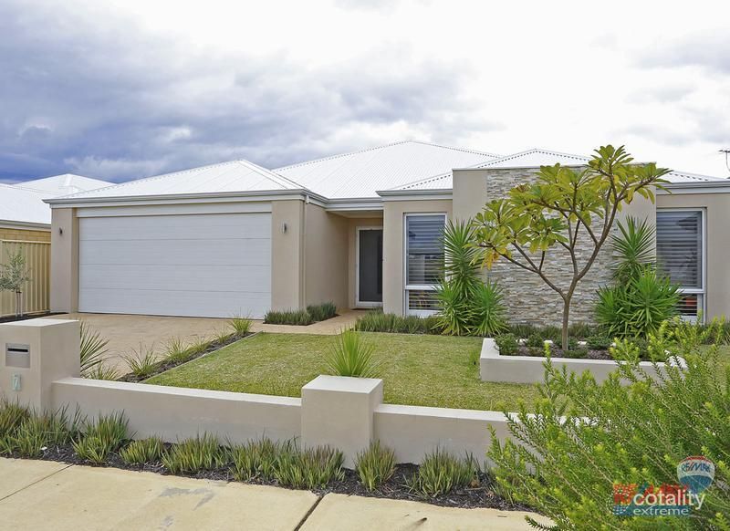 7 Crawford Ave, Burns Beach, WA 6028