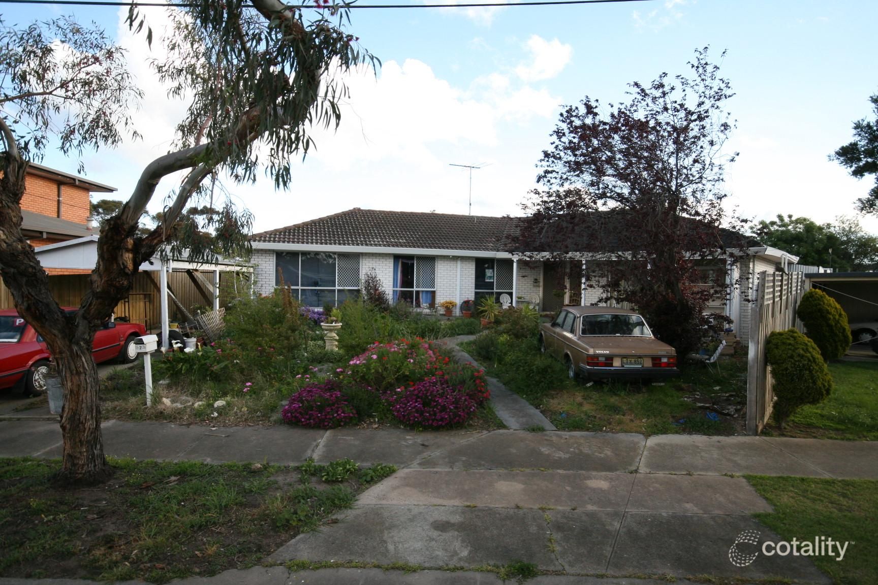 7 Everett Cl, Herne Hill, VIC 3218