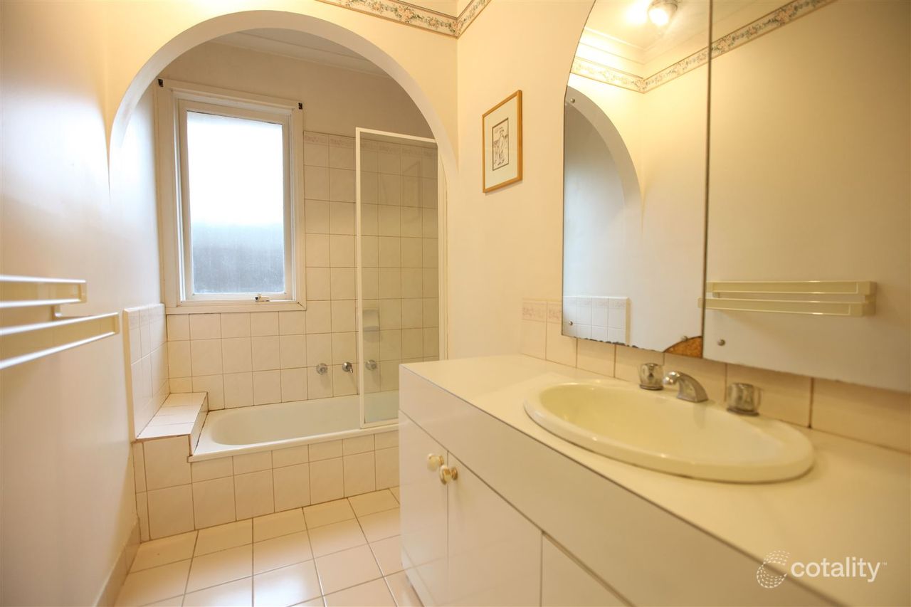 10 Doubell Cl, Glen Waverley, VIC 3150