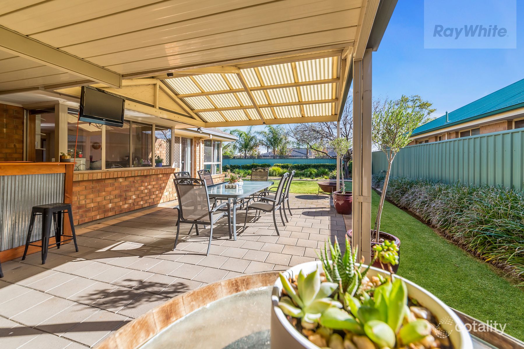 24 Coleman Pde, Evanston Park, SA 5116