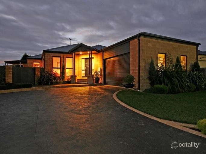 38 Callum Ave, Somerville, VIC 3912