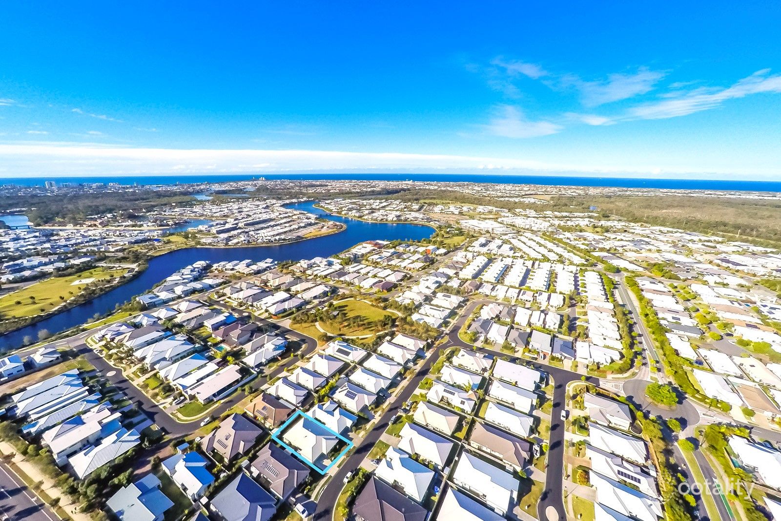 39 Sweetlip Cct, Mountain Creek, QLD 4557