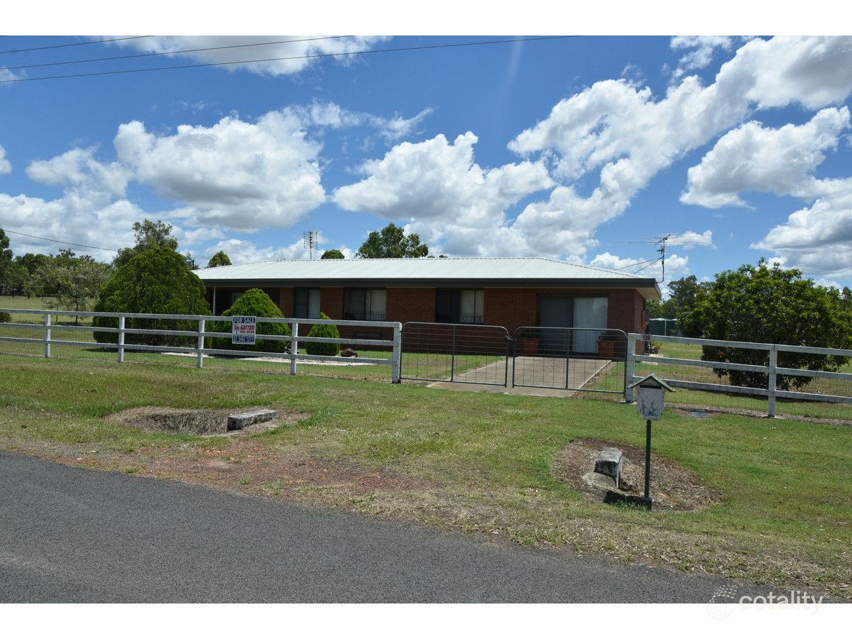 139 Brigalow St, Placid Hills, QLD 4343