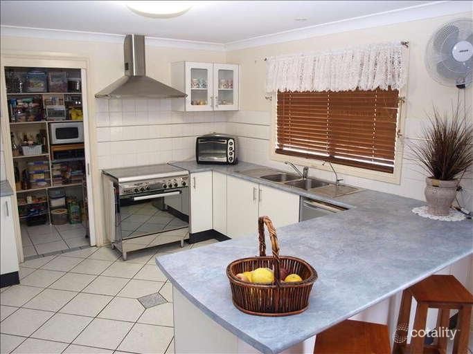 53 Hayward Rd, Wandandian, NSW 2540