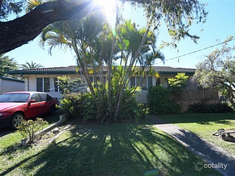 2 Alkooie Ave, Clontarf, QLD 4019