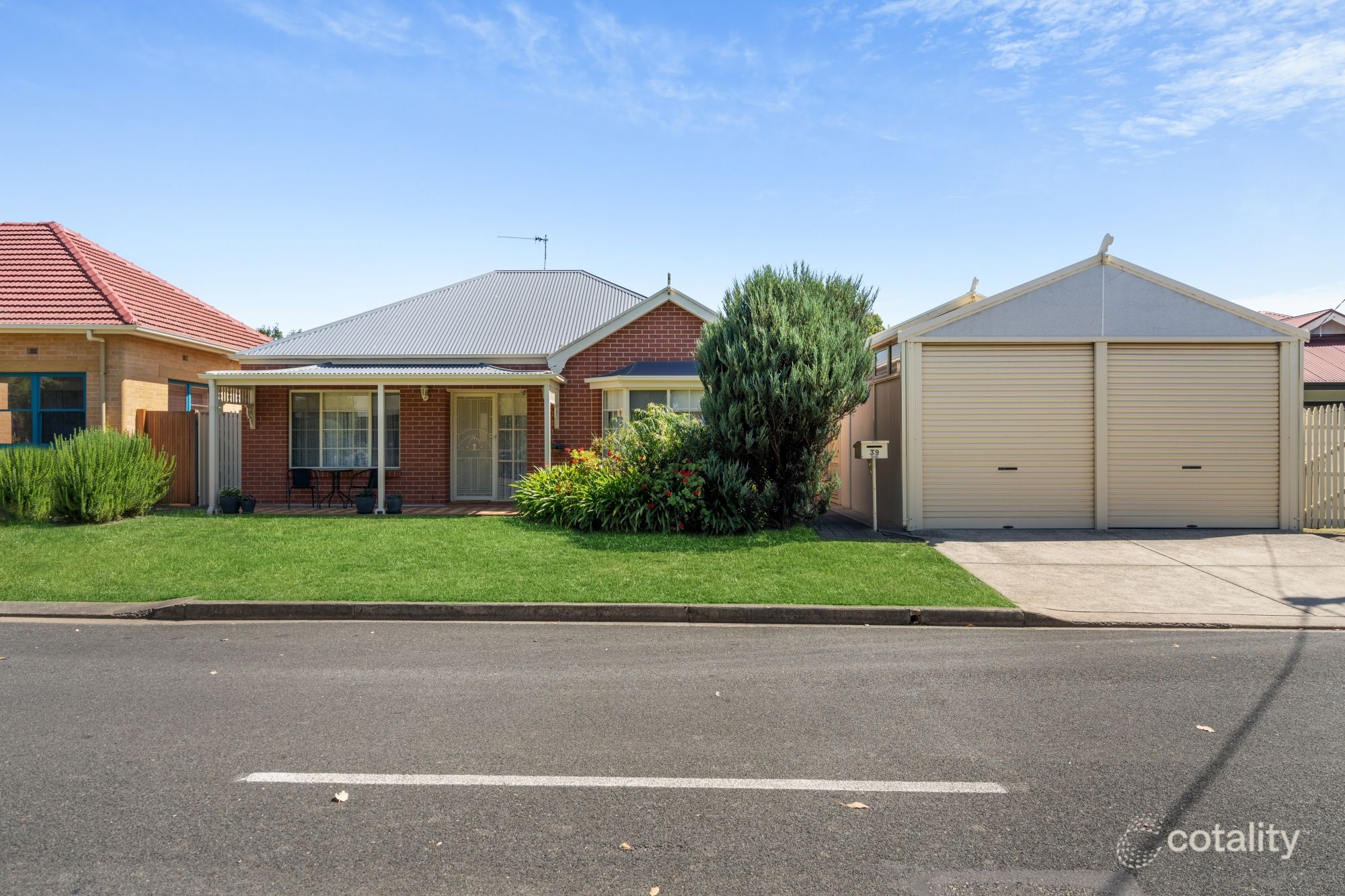 39 Leworthy St, Victor Harbor, SA 5211