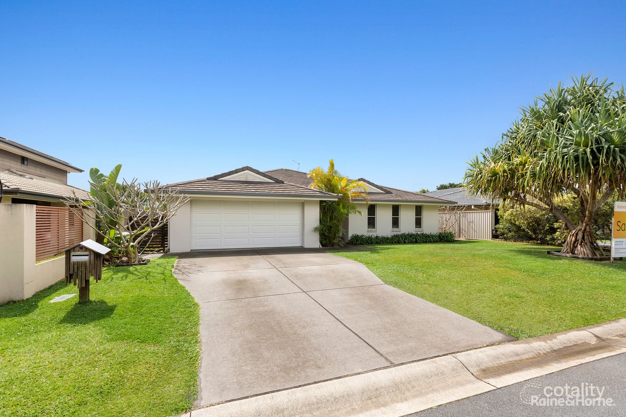 14 Korora Pkwy, Pottsville, NSW 2489