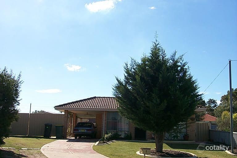 4 Eagle Ct, Greenfields, WA 6210