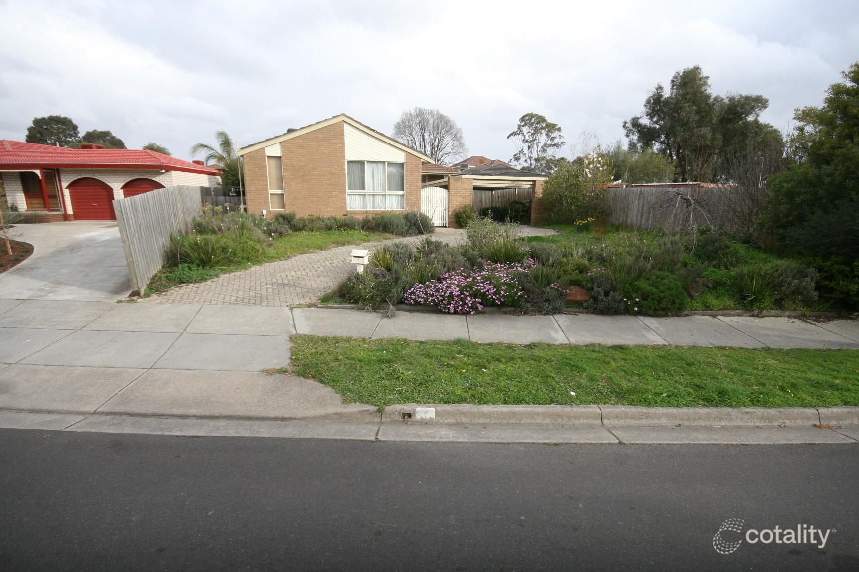 1 Roycroft Ave, Wantirna South, VIC 3152