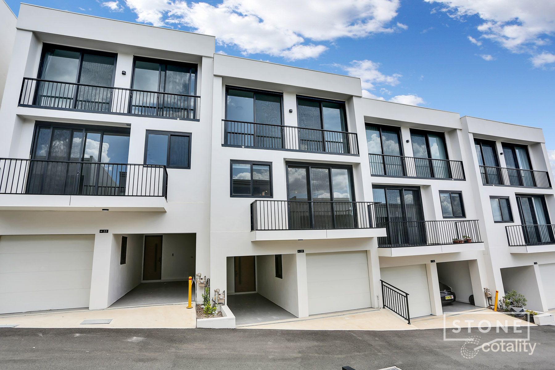 22/43 Stone Mason Dr, Norwest, NSW 2153