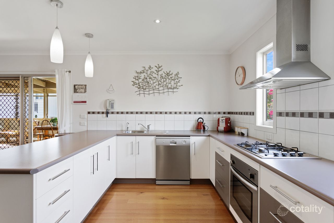 11 Anthony Ct, Cowes, VIC 3922