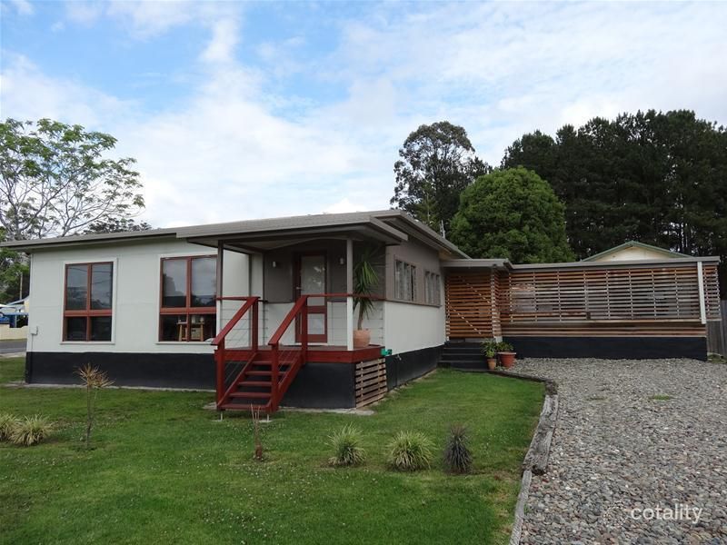 14 Dorrigo St, Glenreagh, NSW 2450
