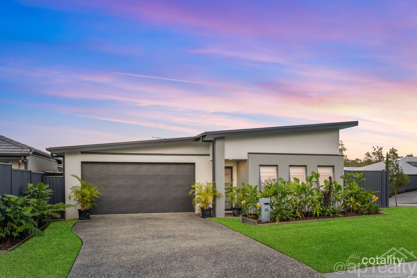 10 Cheshire St, Pallara, QLD 4110