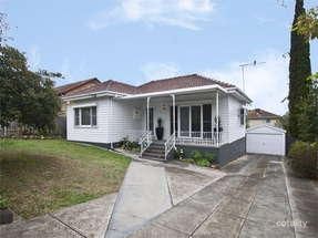 6 Interlaken Pde, Rosanna, VIC 3084