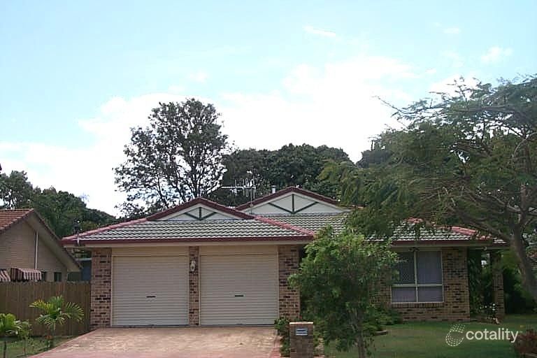 134 Cunningham St, Urangan, QLD 4655