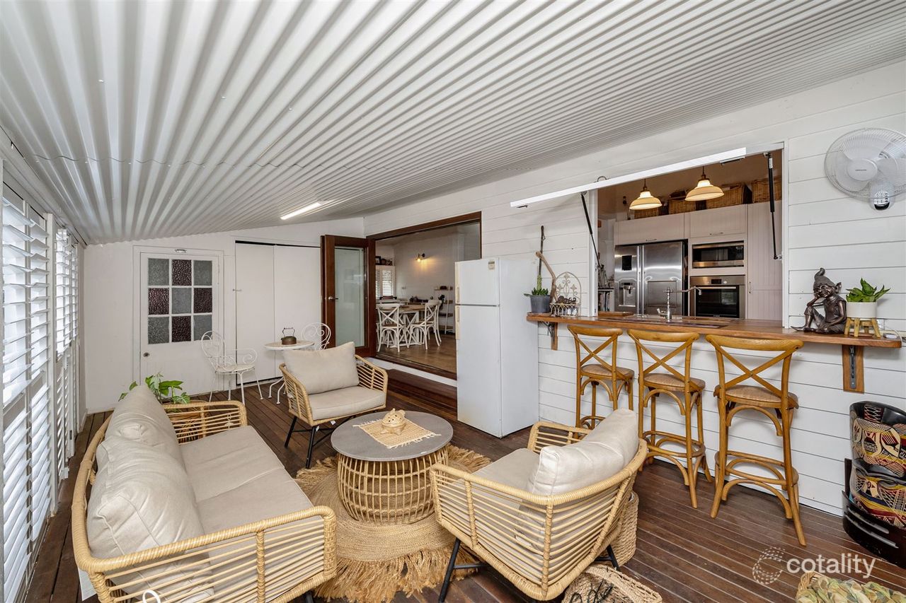 3 Goldring St, Hermit Park, QLD 4812