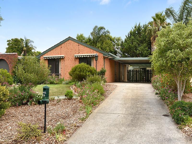 29 Nash Cres, Morphett Vale, SA 5162