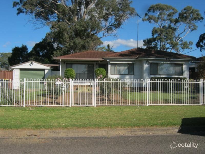 3 Albury Ave, Campbelltown, NSW 2560