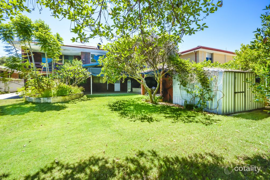 17 Aumerle Way, Spearwood, WA 6163