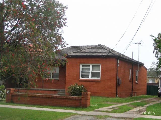 49 Webster Rd, Lurnea, NSW 2170