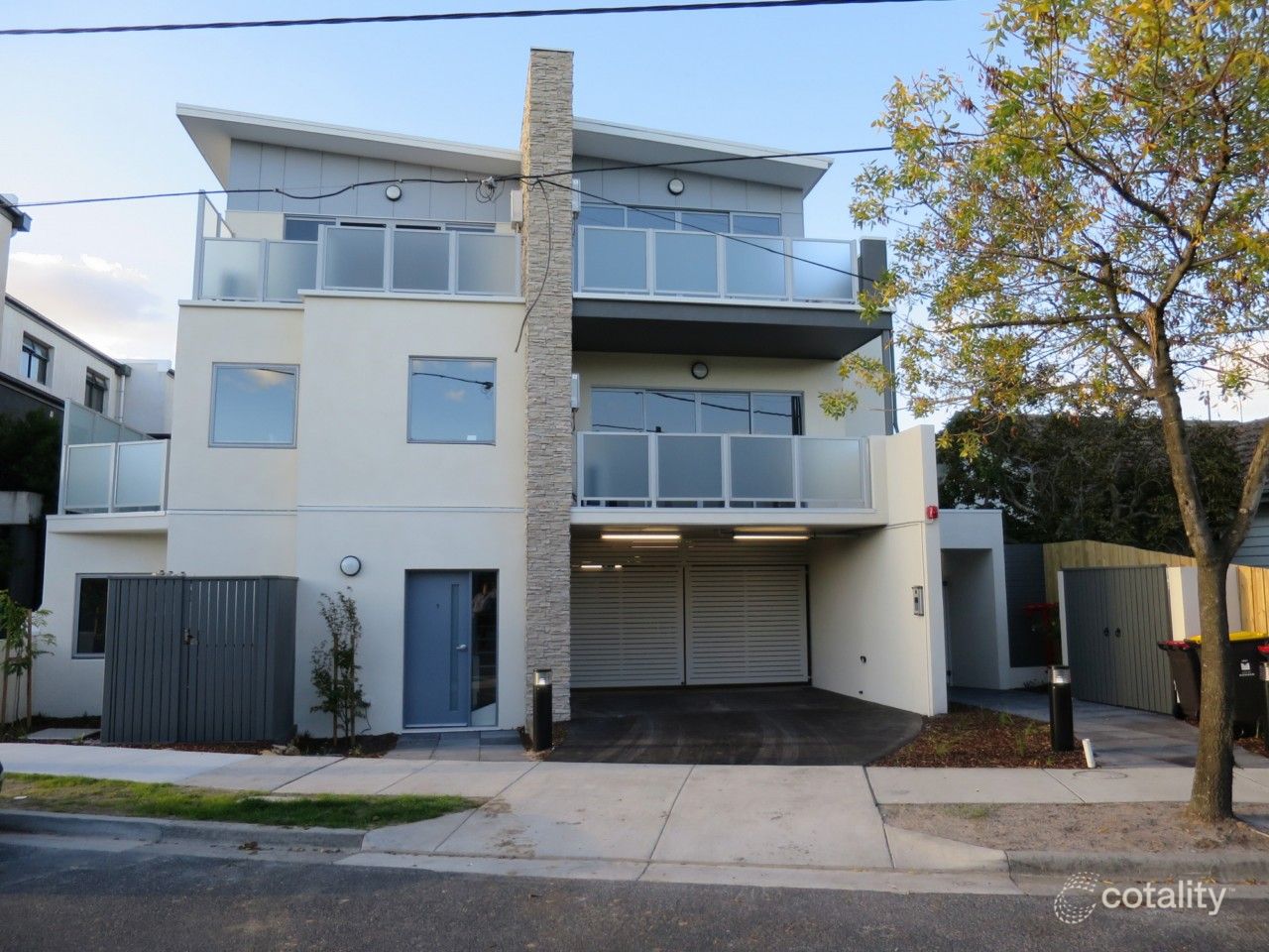 1/23 Willesden Rd, Hughesdale, VIC 3166