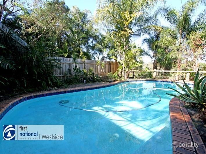 3 Cornwall Ct, Bellbird Park, QLD 4300