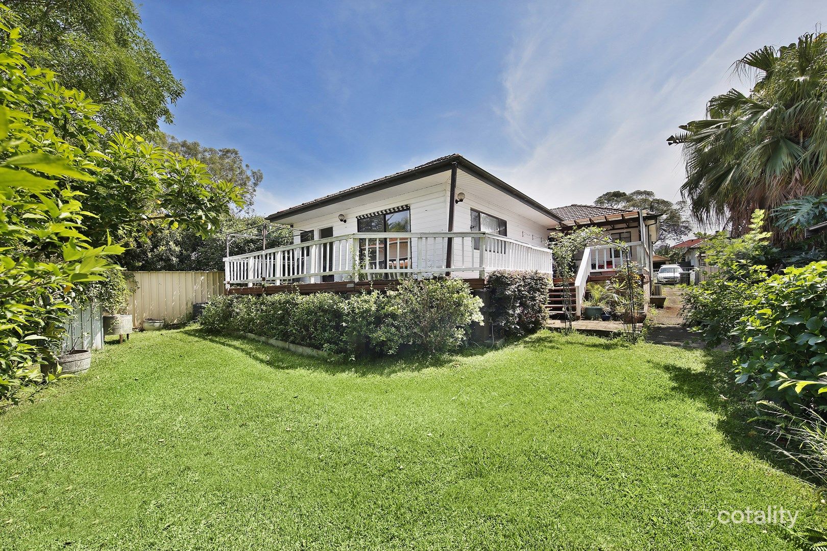 24 Balfour Ave, Caringbah, NSW 2229