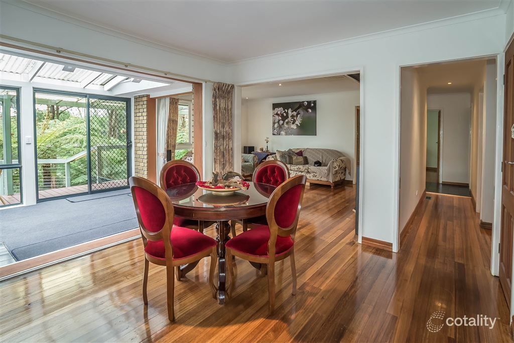 42 Alexander Ave, Upwey, VIC 3158