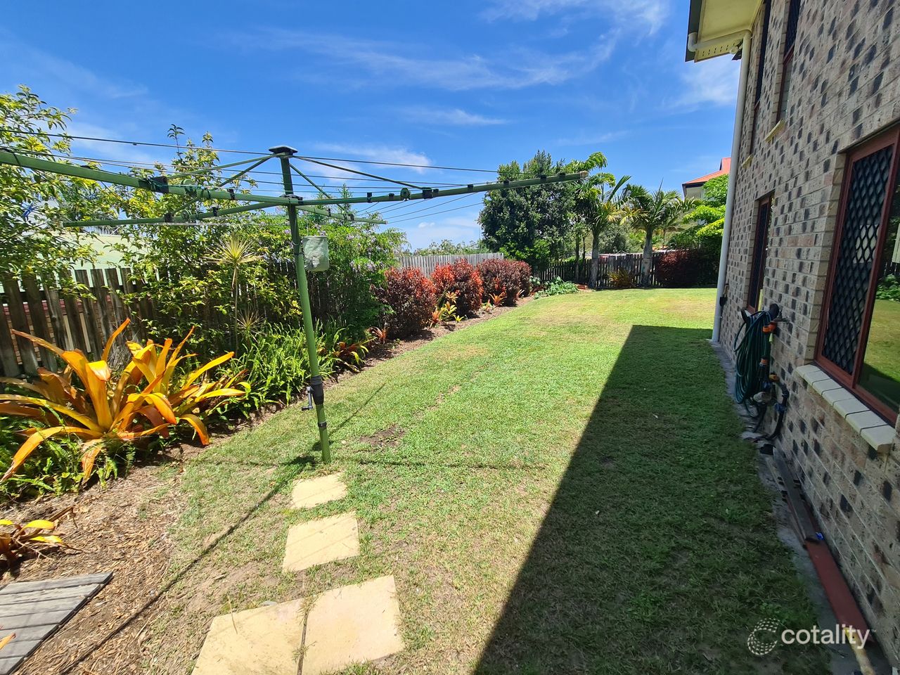 28 Jarrah Dr, Boyne Island, QLD 4680