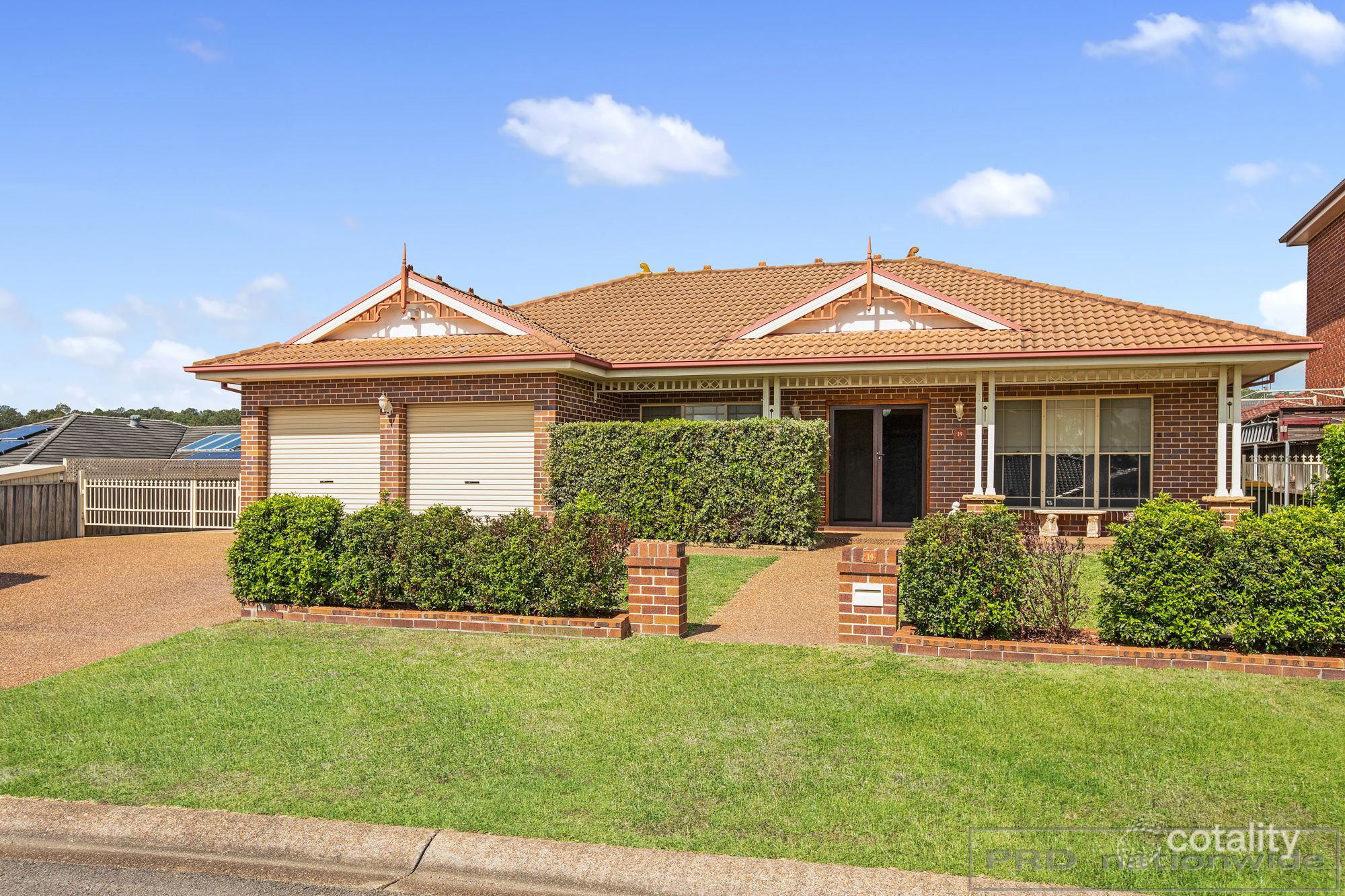 14 Lochend Cct, East Maitland, NSW 2323