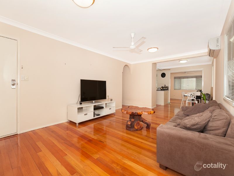 54 Lomatia St, Everton Hills, QLD 4053