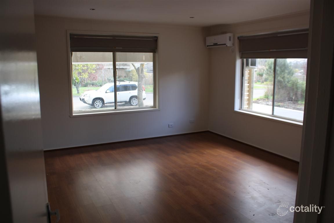 4/25 Worcester Rd, Gisborne, VIC 3437