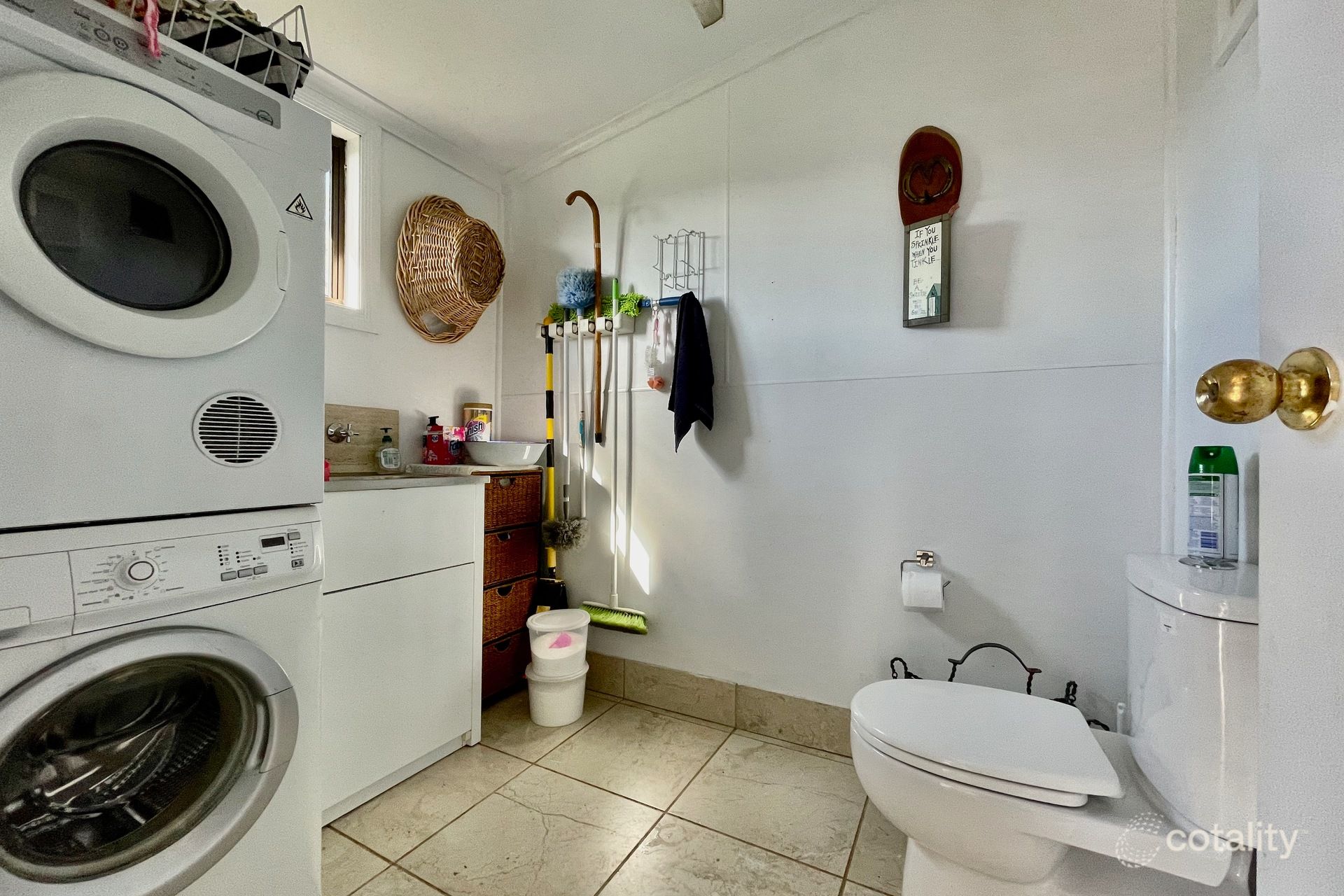 92 Tummaville Rd, Leyburn, QLD 4365