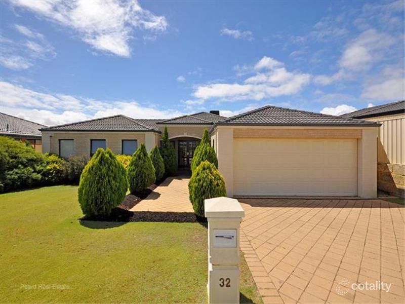 32 Wishaw Loop, Kinross, WA 6028