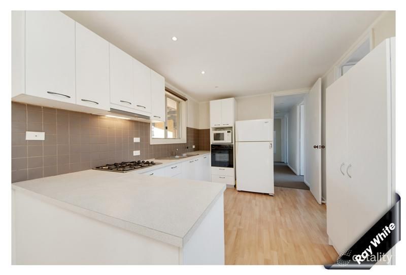 114 Osburn Dr, Macgregor, ACT 2615