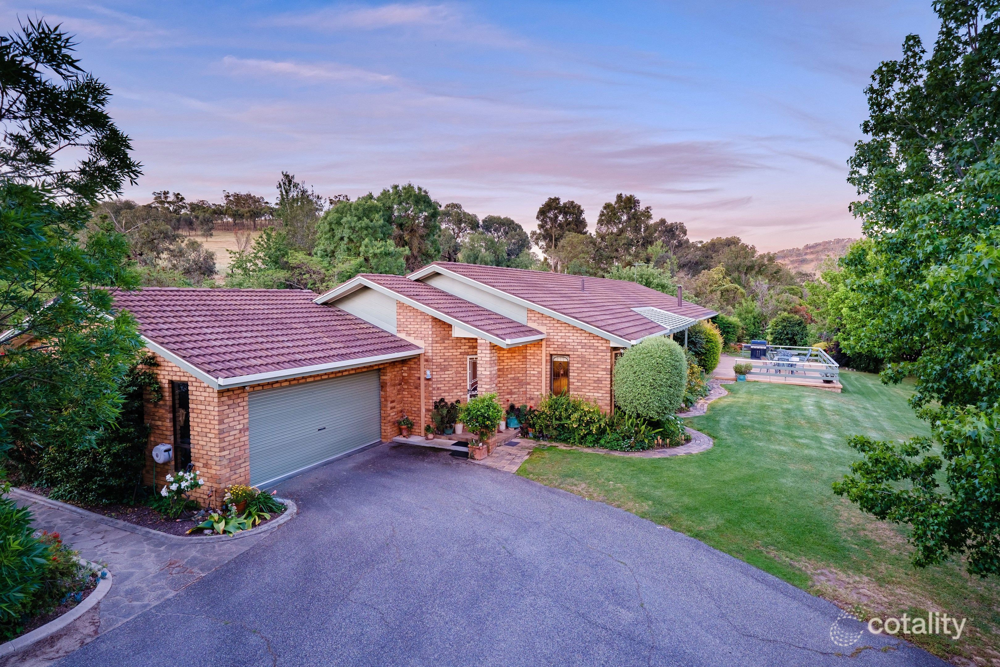 8 Splitters Creek Rd, Splitters Creek, NSW 2640