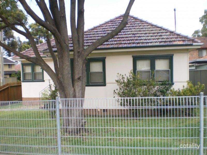 16 Henson St, Merrylands, NSW 2160