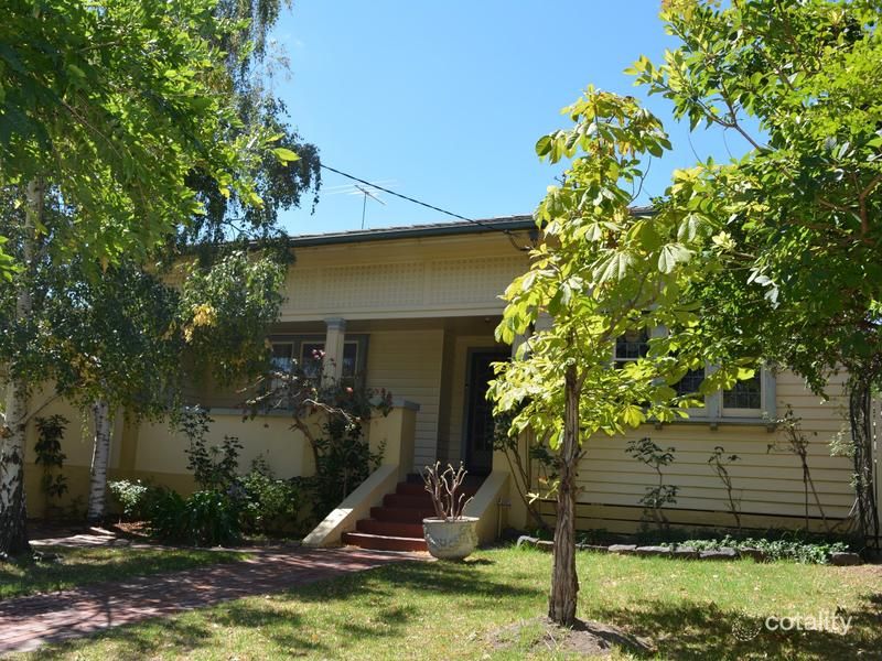 16 Pine St, Surrey Hills, VIC 3127