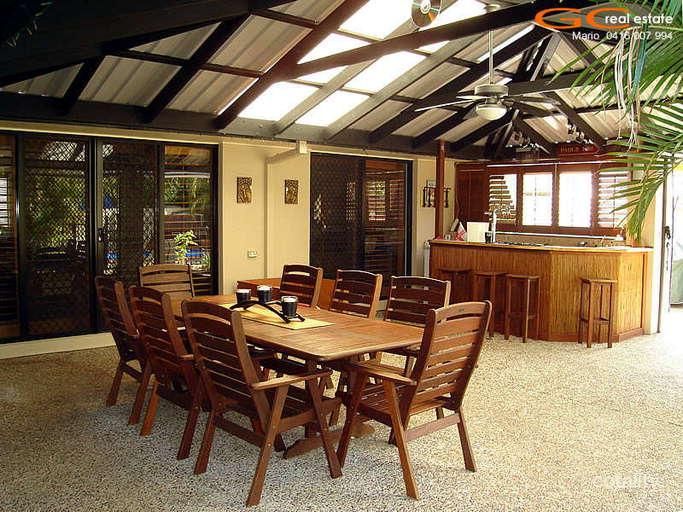 17 Grande Tce, Helensvale, QLD 4212