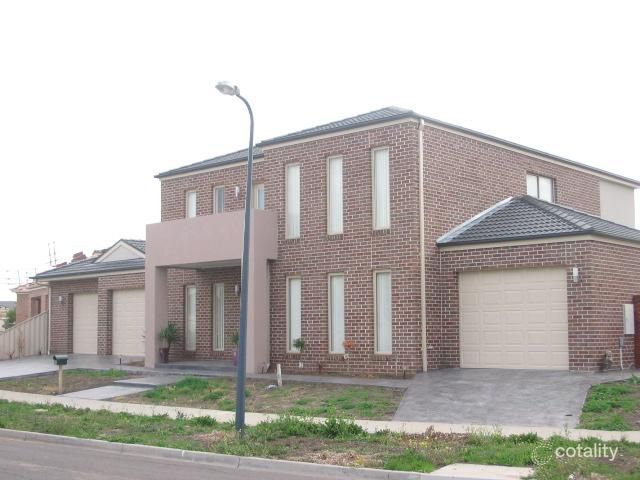 13 Roseberry Ave, Cairnlea, VIC 3023