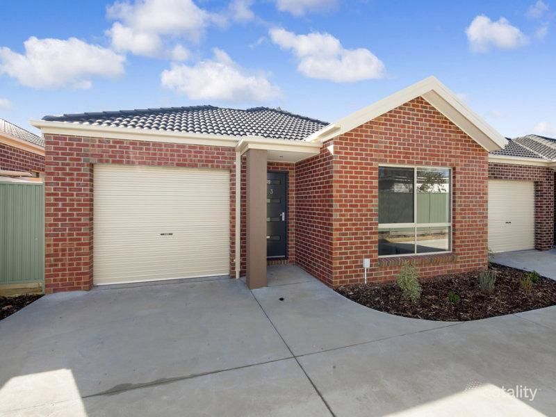 3/4 Wood St, Soldiers Hill, VIC 3350