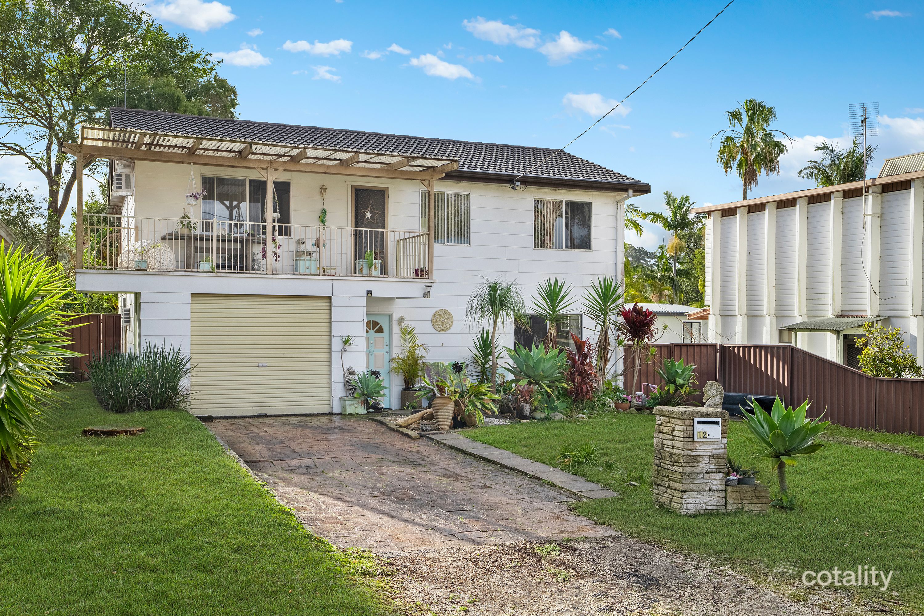 12 Kareelah Ave, Berkeley Vale, NSW 2261
