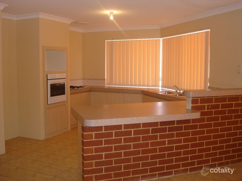 23 Sciano Ave, Success, WA 6164