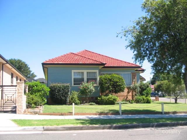 36 Mount Auburn Rd, Berala, NSW 2141